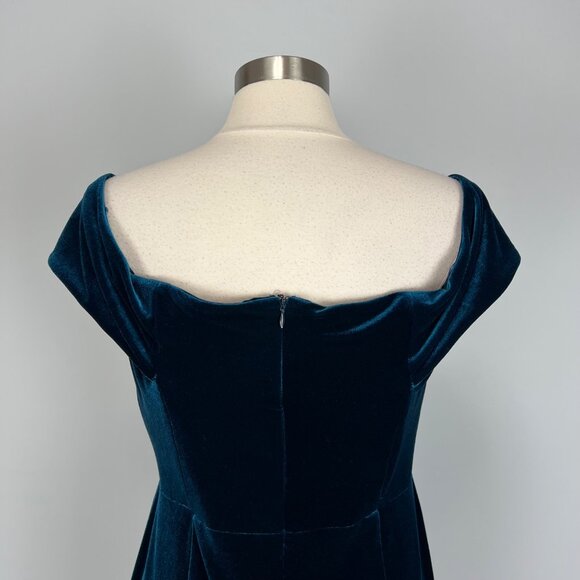 Nicholas Womans Velvet Off Shoulder Midi Dress Teal Blue Cocktail size 12 - Picture 7 of 16